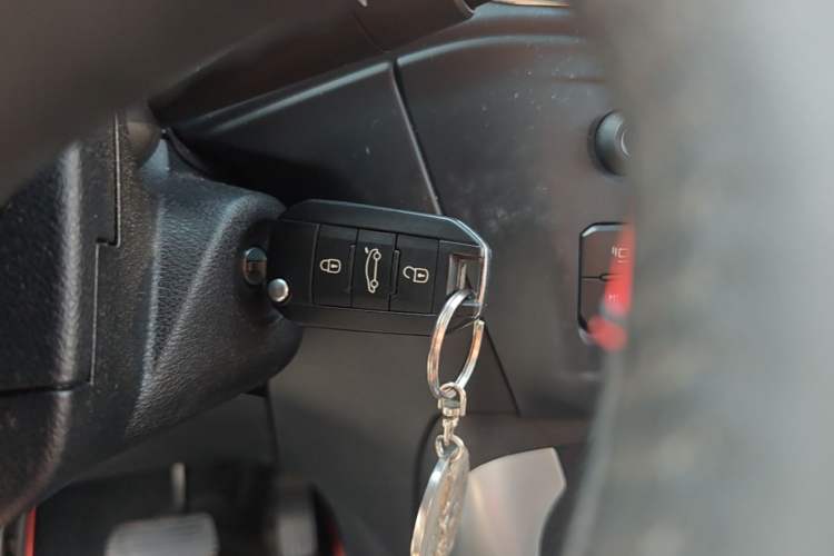 Used Citroen C3-XR 2015 1.6L Automatic Pioneer Model Vehicle Key