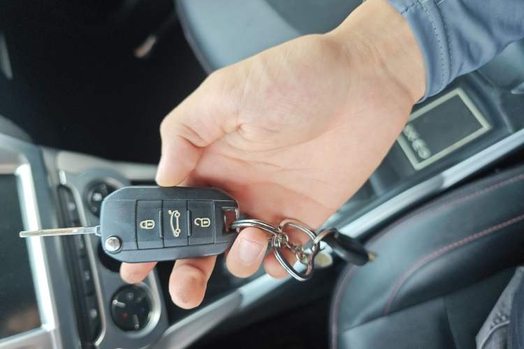 Used Citroen C3-XR 2015 1.6L Automatic Pioneer Model Vehicle Key