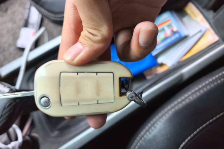 Used Citroen C3-XR 2015 1.6L Automatic Fashion Model Vehicle Key