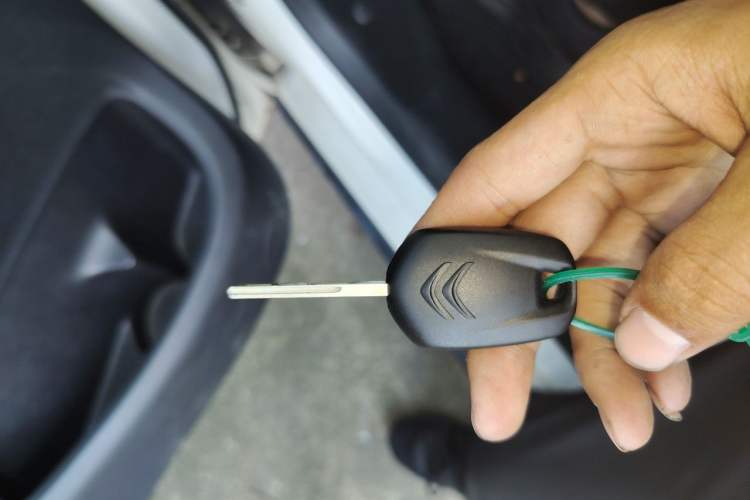 Used Citroen C3-XR 2015 1.6THP Automatic Pioneer Model Vehicle Key
