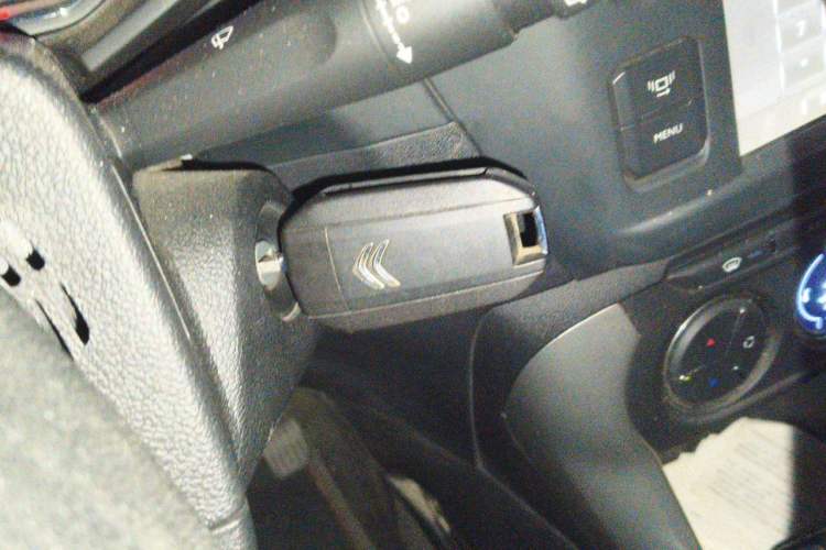 Used Citroen C3-XR 2015 1.6L Manual Pioneer Model Vehicle Key