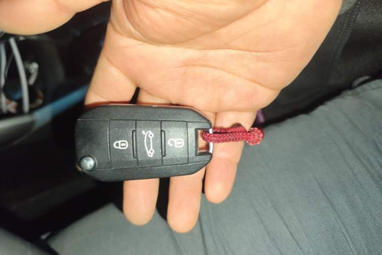 Used Citroen C3-XR 2015 1.6L Automatic Pioneer Model Vehicle Key
