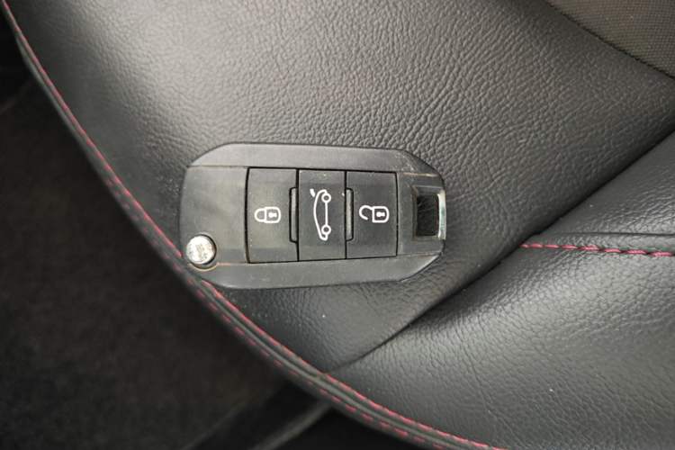 Used Citroen C3-XR 2015 1.6L Automatic Pioneer Model Vehicle Key