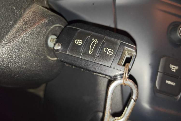 Used Citroen C3-XR 2015 1.6L Automatic Pioneer Model Vehicle Key