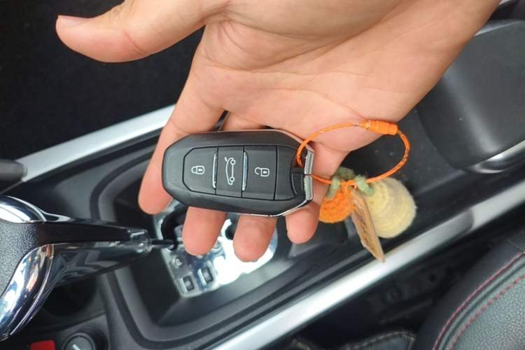 Used Citroen C3-XR 2015 1.6L Automatic Smart Version Vehicle Key