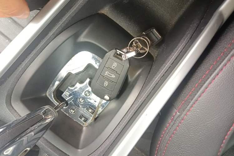 Used Citroen C3-XR 2015 1.6L Automatic Pioneer Model Vehicle Key
