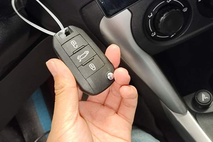 Used Citroen C3-XR 2015 1.6L Automatic Fashion Model Vehicle Key