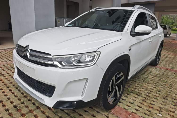 Used Citroen C3-XR 2015 1.6THP Automatic Pioneer Model Guazi used car, China used car export, Used car for sale, Used cars, Cheapest cars for sale
