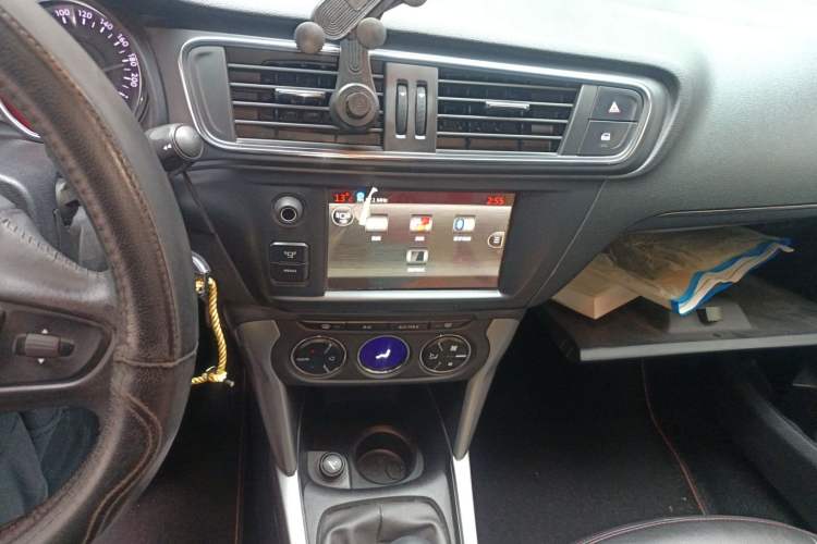 Used Citroen C3-XR 2017 1.6L Manual Pioneer Model Audio And AC Panel