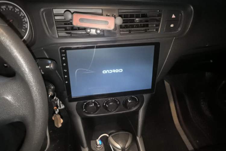 Used Citroen C3-XR 2017 1.6L Automatic Fashion Model Audio And AC Panel