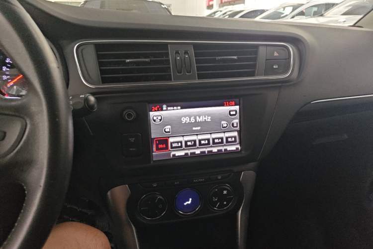 Used Citroen C3-XR 2017 1.6L Automatic Pioneer Model Audio And AC Panel