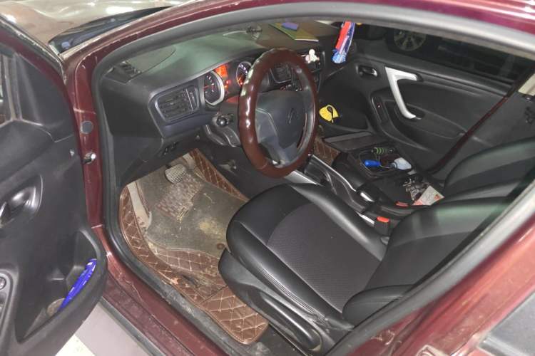 Used Citroen C3-XR 2017 1.6L Automatic Fashion Model Driver Seat