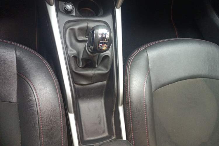 Used Citroen C3-XR 2017 1.6L Manual Pioneer Model Gear Lever