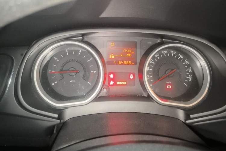 Used Citroen C3-XR 2017 1.6L Automatic Fashion Model Instrument Cluster