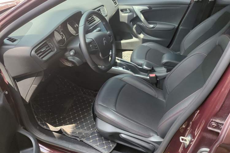 Used Citroen C3-XR 2017 1.6L Automatic Pioneer Model Left Front Seat