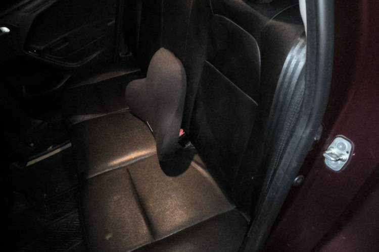 Used Citroen C3-XR 2017 1.6L Automatic Fashion Model Left Rear Seat
