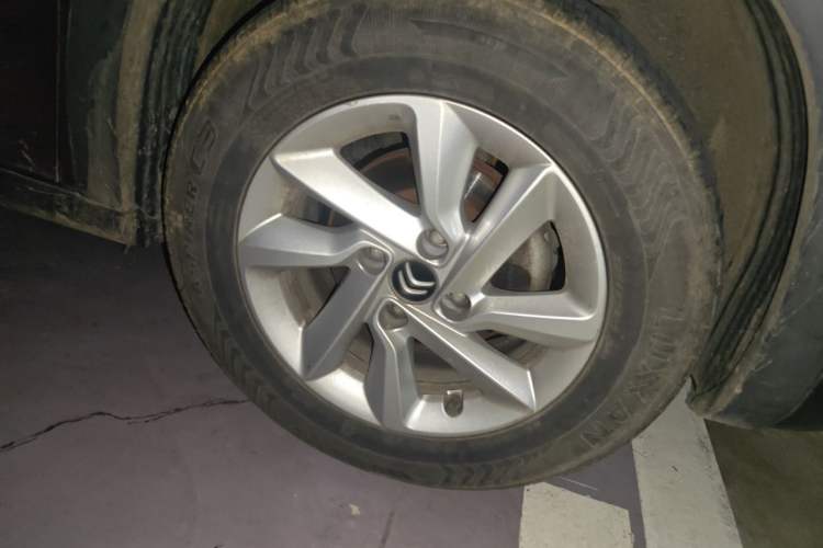 Used Citroen C3-XR 2017 1.6L Automatic Fashion Model Right Front Wheel Hub