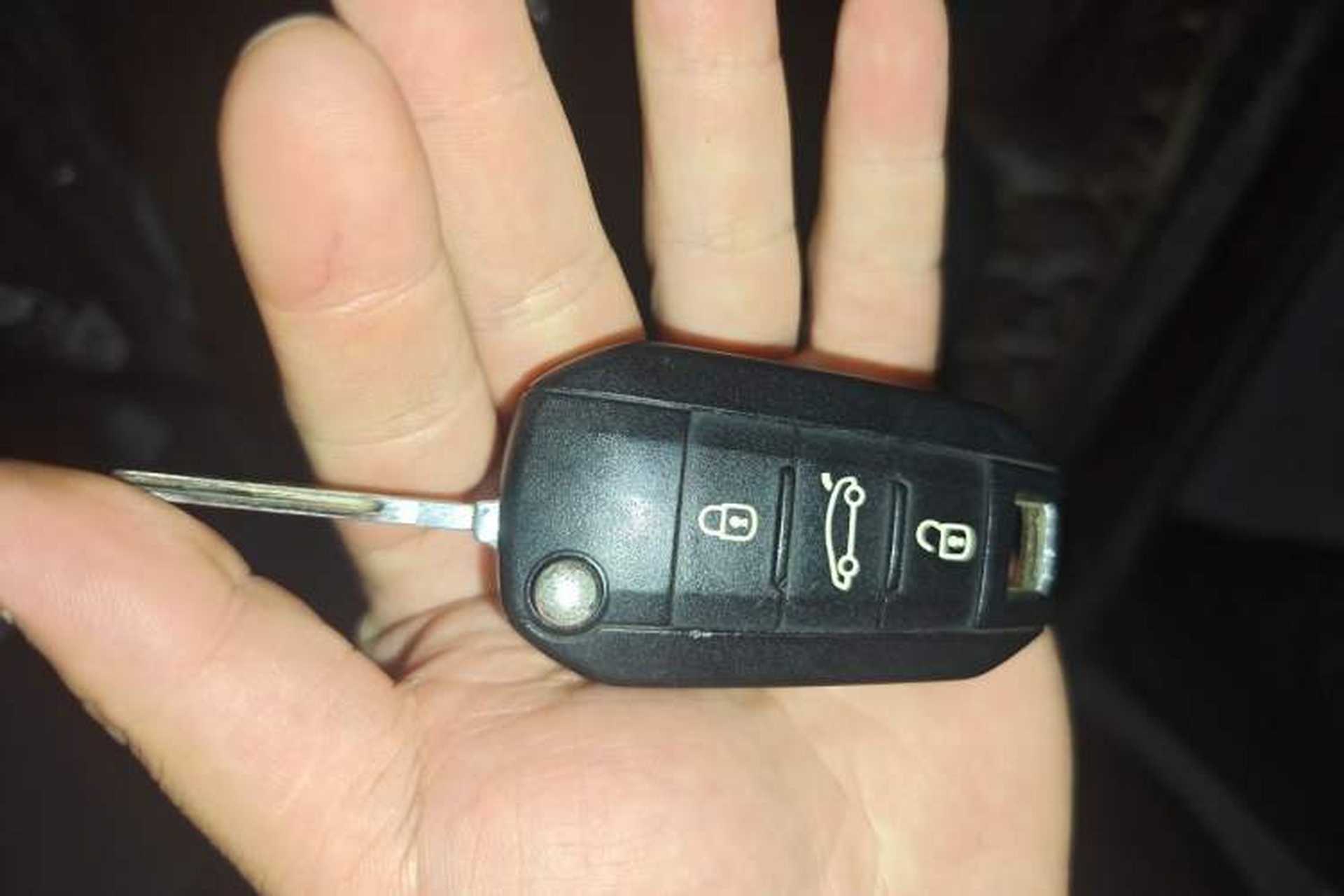 Used Citroen C3-XR 2017 1.6L Automatic Fashion Model Vehicle Key