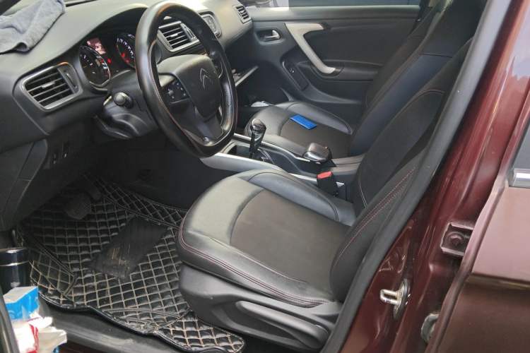 Used Citroen C3-XR 2017 1.6L Automatic Pioneer Model Left Front Seat