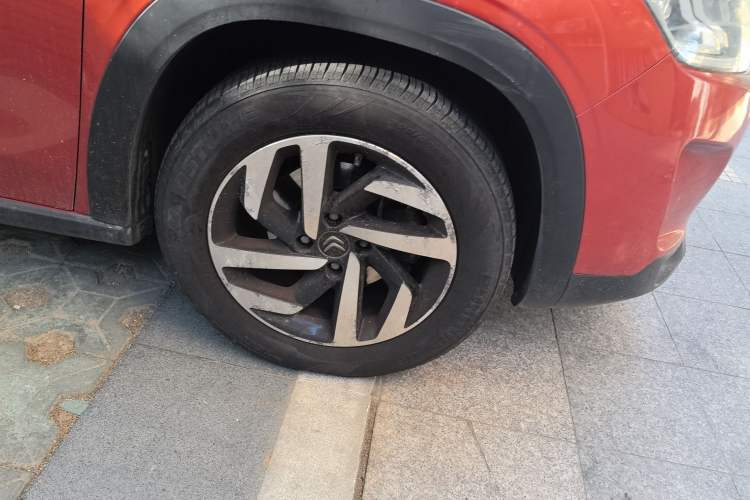 Used Citroen C3-XR 2017 230THP Automatic Pioneer Model Right Front Wheel Hub