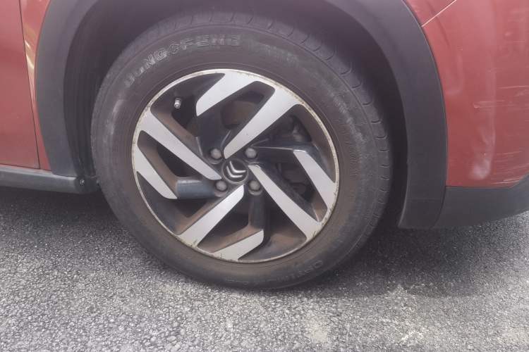 Used Citroen C3-XR 2017 230THP Automatic Smart Version Right Front Wheel Hub