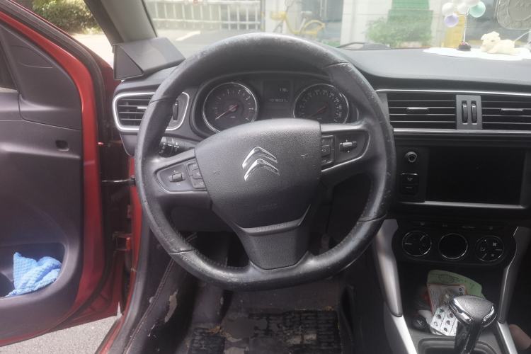 Used Citroen C3-XR 2017 230THP Automatic Smart Version Steering Wheel