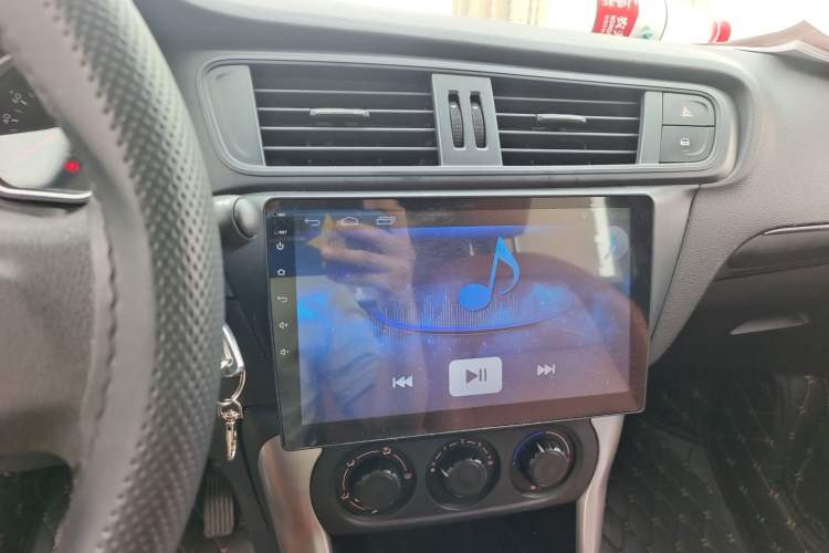 Used Citroen C3-XR 2017 1.6L Automatic Fashion Model Audio And AC Panel