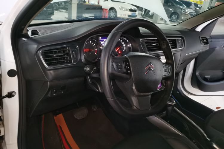 Used Citroen C3-XR 2017 230THP Automatic Pioneer Model Center Console