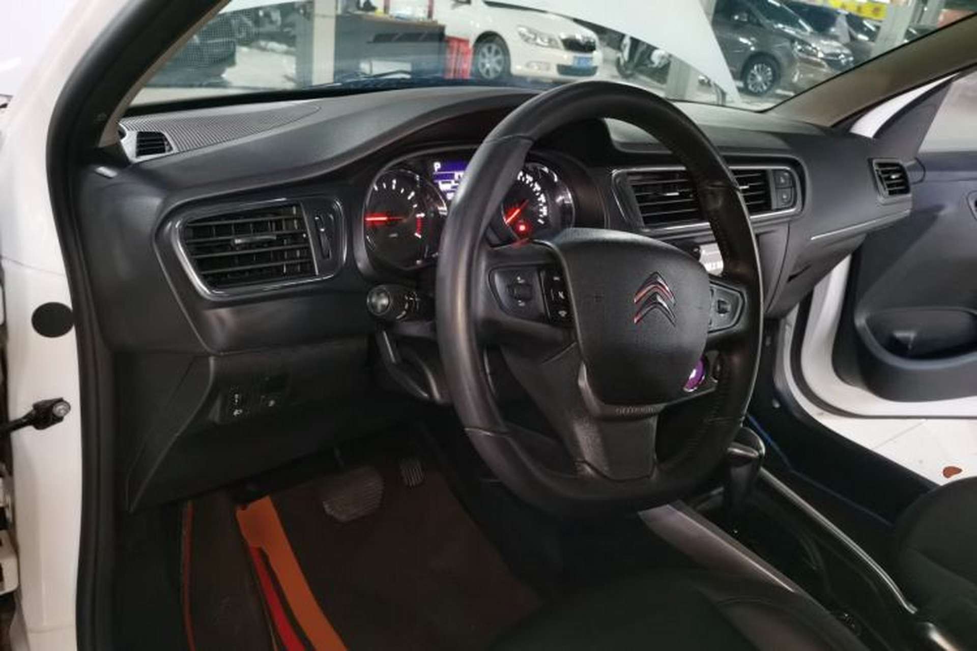 Used Citroen C3-XR 2017 230THP Automatic Pioneer Model Center Console
