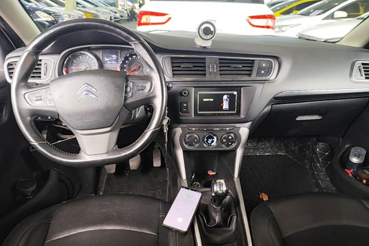 Used Citroen C3-XR 2017 1.6L Manual Pioneer Model Center Console