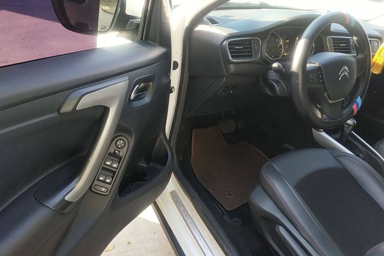 Used Citroen C3-XR 2017 1.6L Automatic Pioneer Model Driver Seat