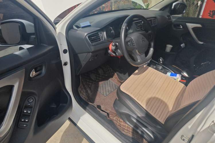 Used Citroen C3-XR 2017 1.6L Manual Pioneer Model Driver Seat