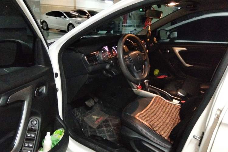Used Citroen C3-XR 2017 230THP Automatic Pioneer Model Driver Seat