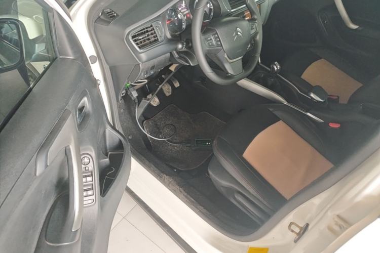 Used Citroen C3-XR 2017 1.6L Manual Pioneer Model Driver Seat