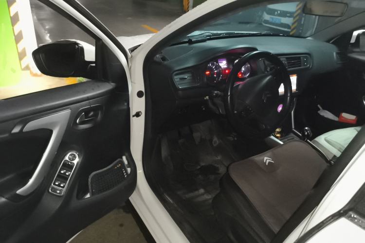 Used Citroen C3-XR 2017 230THP Manual Pioneer Edition Driver Seat