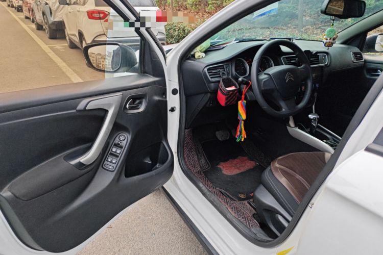 Used Citroen C3-XR 2017 1.6L Automatic Fashion Model Driver Seat