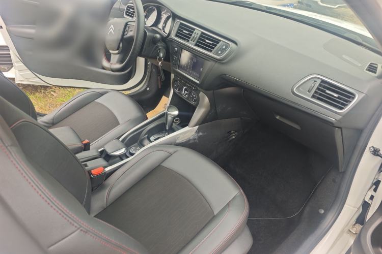 Used Citroen C3-XR 2017 230THP Automatic Pioneer Model Engine Bay