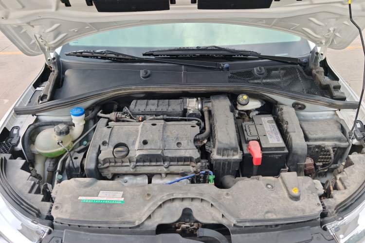 Used Citroen C3-XR 2017 1.6L Automatic Fashion Model Engine Bay