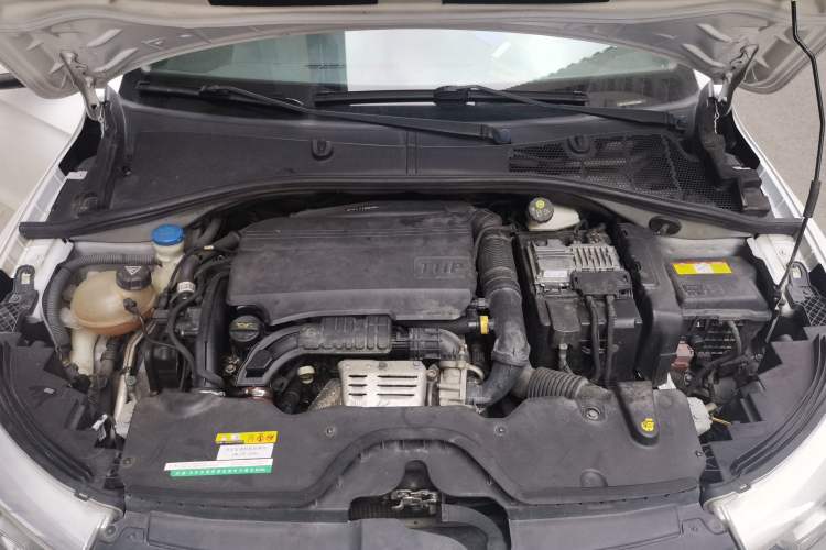 Used Citroen C3-XR 2017 230THP Automatic Pioneer Model Engine Bay