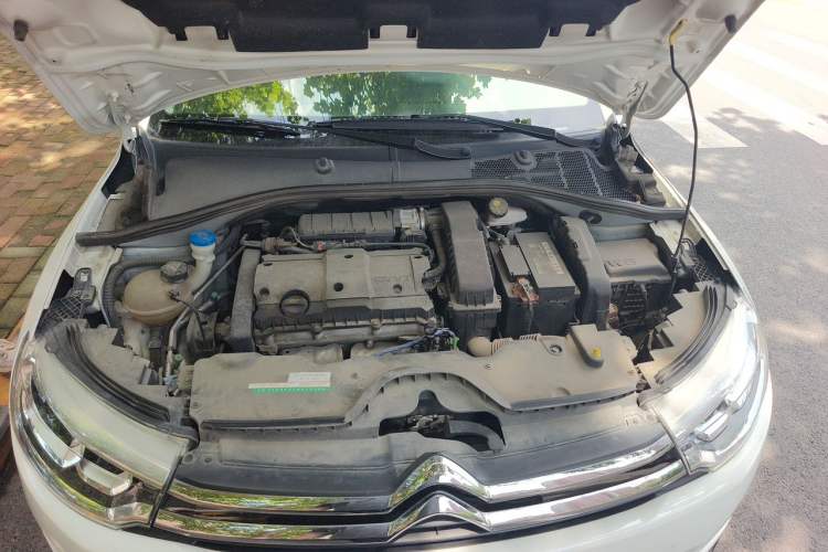 Used Citroen C3-XR 2017 1.6L Automatic Fashion Model Engine Bay