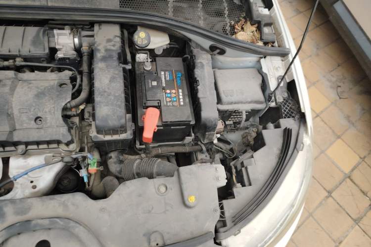 Used Citroen C3-XR 2017 1.6L Automatic Pioneer Model Engine Bay Left