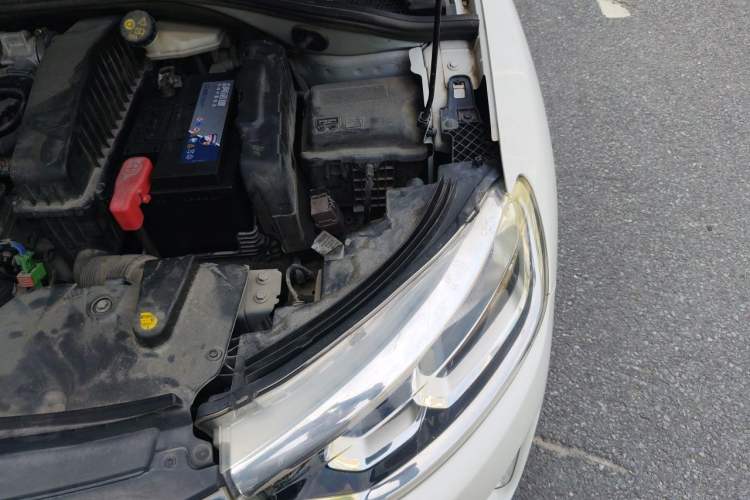 Used Citroen C3-XR 2017 1.6L Manual Pioneer Model Engine Bay Left