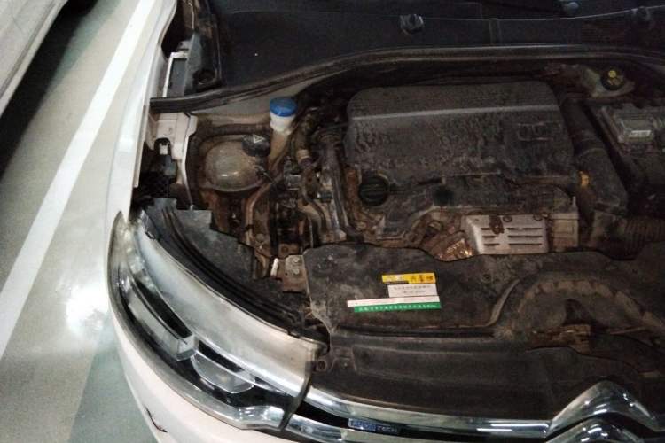 Used Citroen C3-XR 2017 230THP Automatic Pioneer Model Engine Bay Right