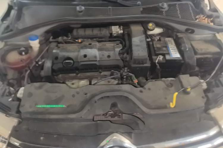 Used Citroen C3-XR 2017 1.6L Automatic Fashion Model Engine Bay