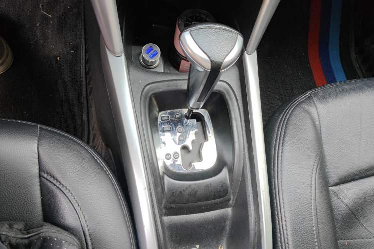 Used Citroen C3-XR 2017 1.6L Automatic Pioneer Model Gear Lever
