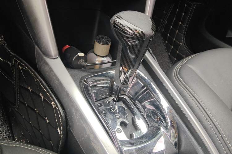 Used Citroen C3-XR 2017 1.6L Automatic Fashion Model Gear Lever