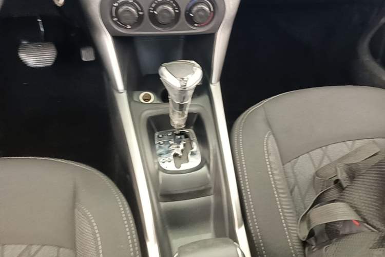 Used Citroen C3-XR 2017 1.6L Automatic Fashion Model Gear Lever