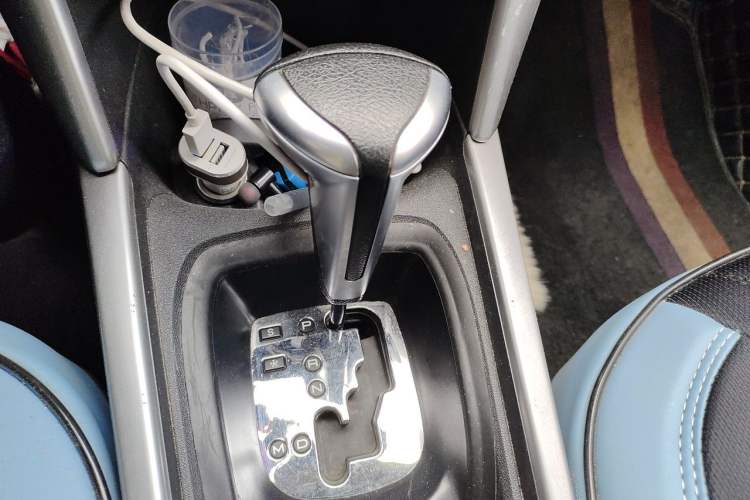 Used Citroen C3-XR 2017 1.6L Automatic Pioneer Model Gear Lever