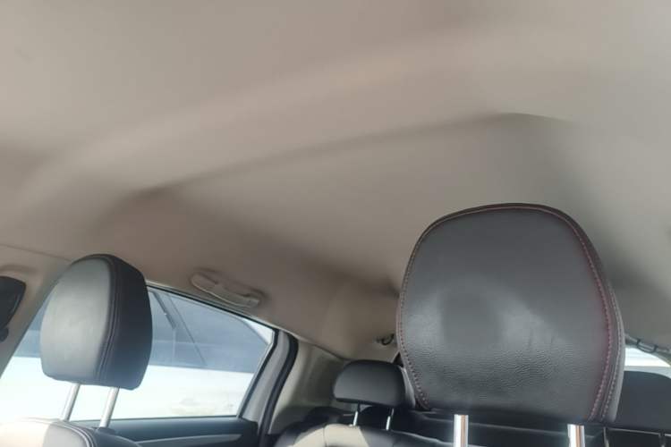 Used Citroen C3-XR 2017 1.6L Automatic Pioneer Model Headliner