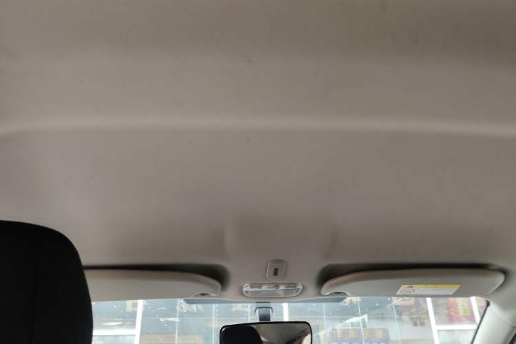 Used Citroen C3-XR 2017 1.6L Automatic Fashion Model Headliner